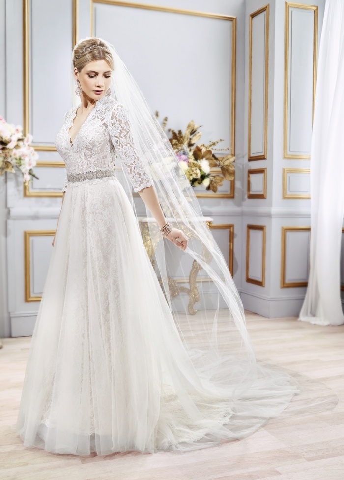'Style Spotlight: AMARIS | CONVERTIBLE WEDDING DRESS' Image #1