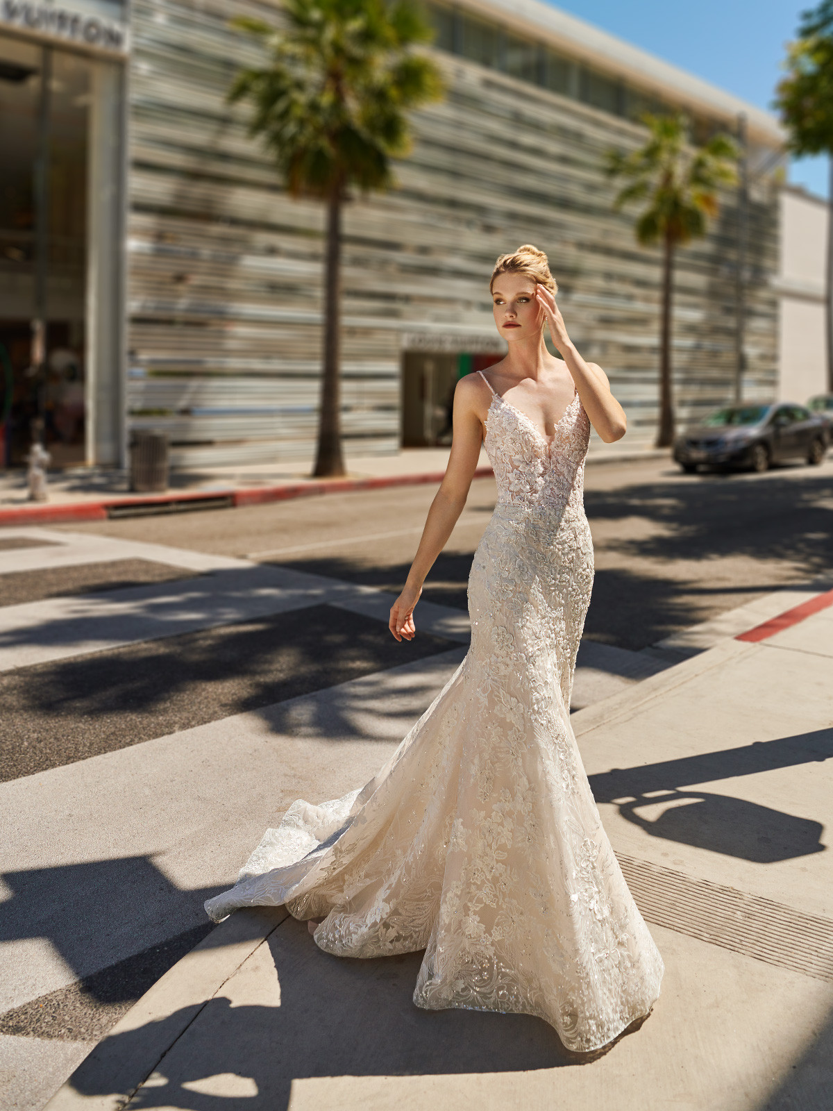 Find the Best Wedding Dress Style for your Figure
