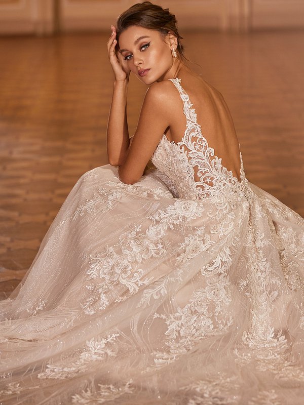 Sparkle Tulle Full A-Line with Lace Scalloped Cathedral Train