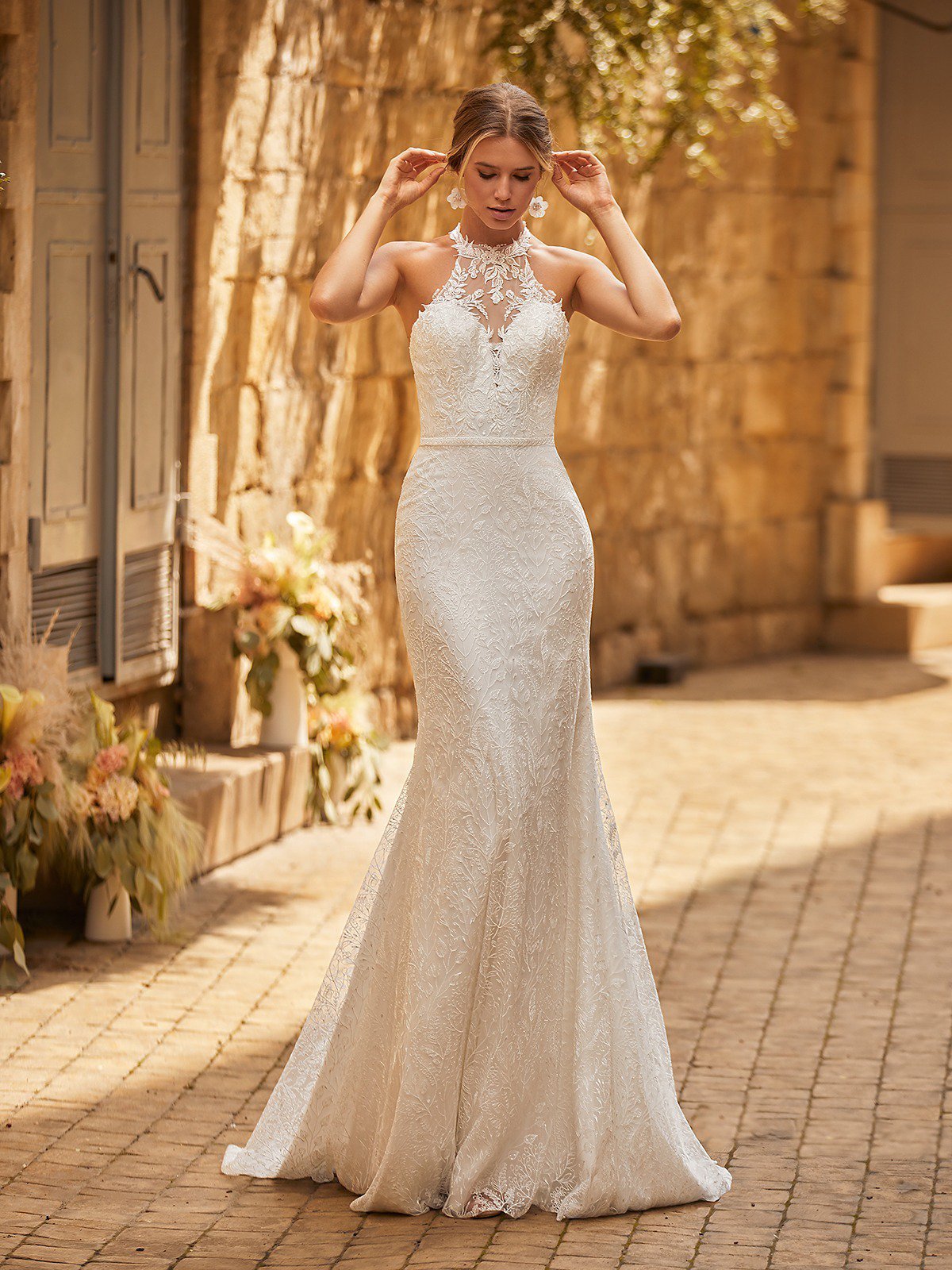 Rustic Lace Halter Neck Wedding Gown Simply Val Stefani West S2210